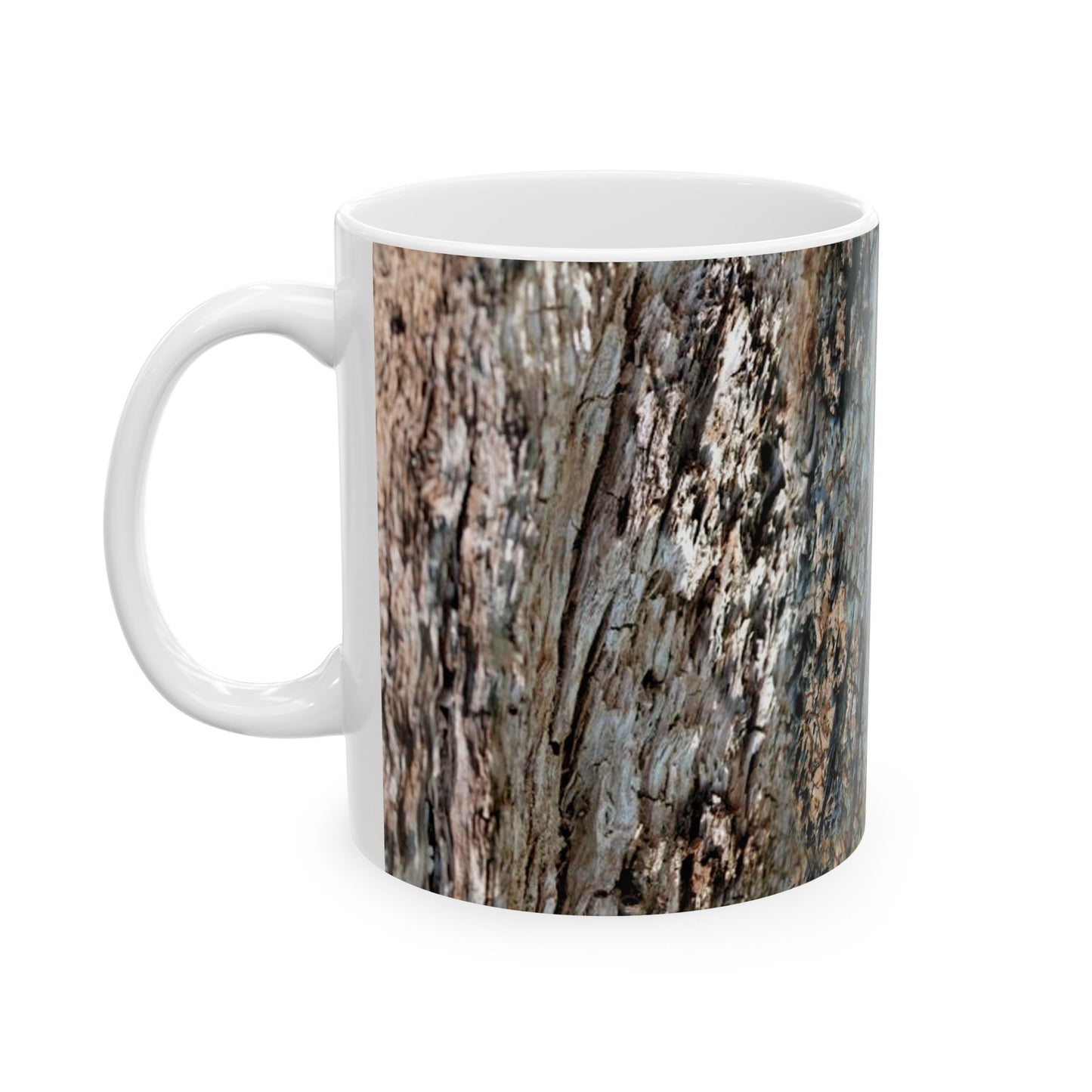 4 Squirrels Inside Tree Trunk Eating Walnut Mug